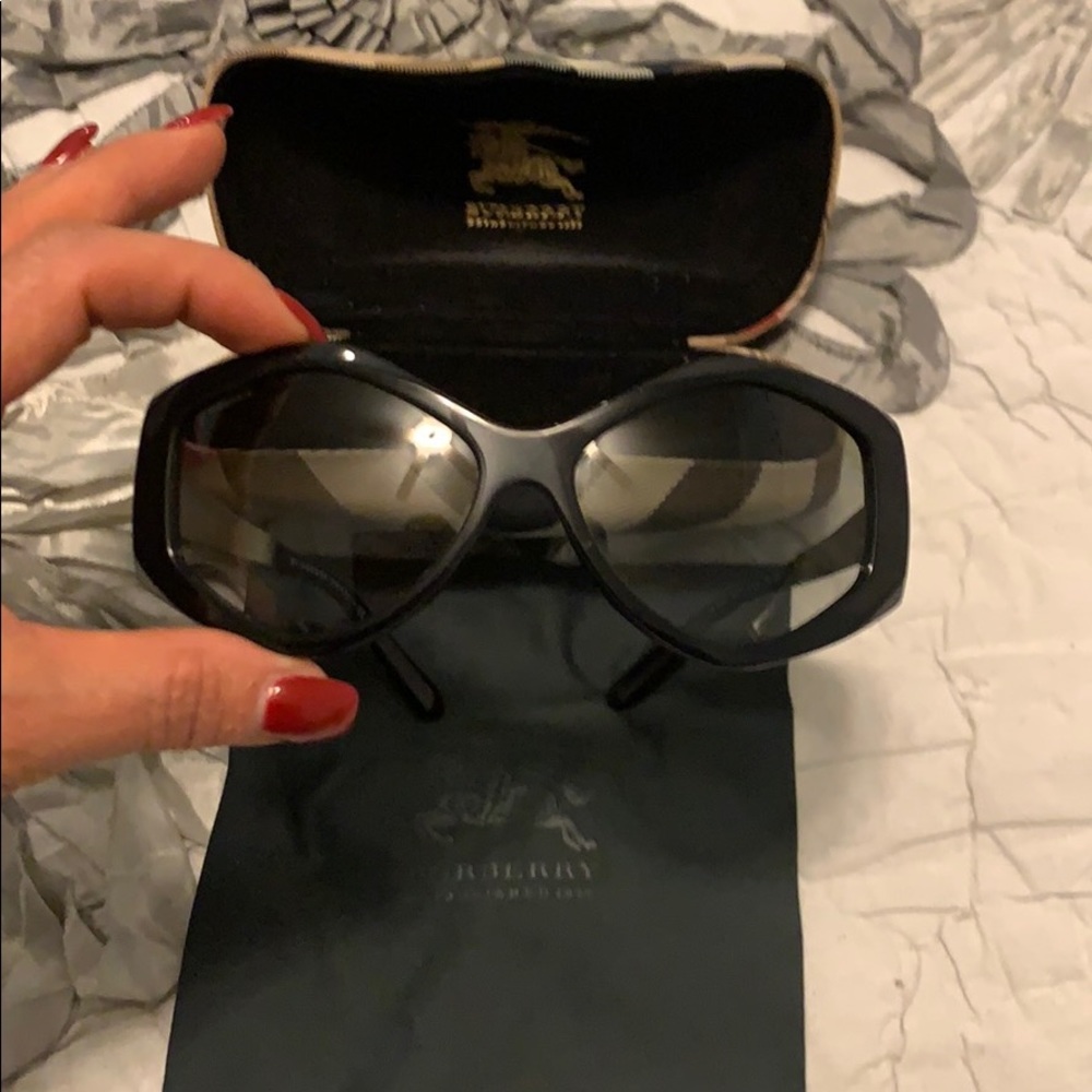 Burberry Black Sunglasses